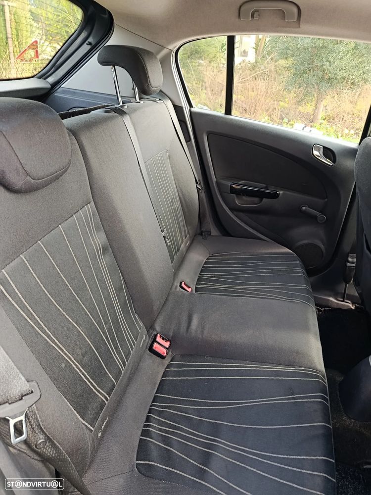 Opel Corsa 1.3 CDTI Enjoy EcoFLEX - 11