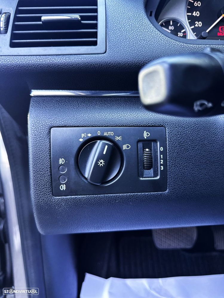 Mercedes-Benz B 180 CDi Autotronic - 15