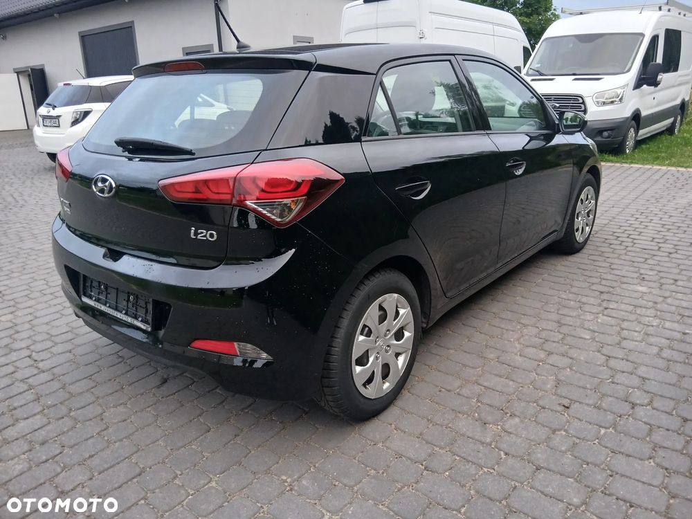 Hyundai i20 1.2 Passion - 8