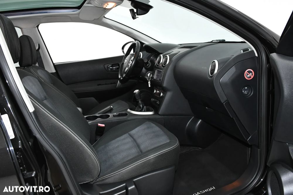 Nissan Qashqai 1.5 DCI TEKNA - 6