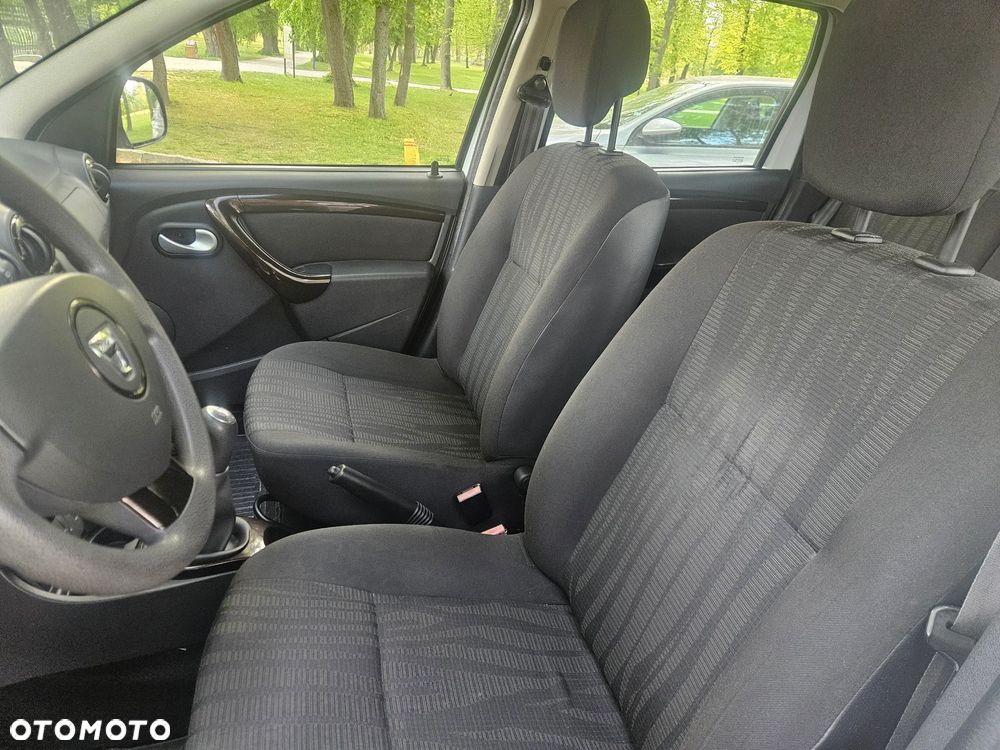Dacia Duster 1.6 16V 4x2 Essentiel - 15