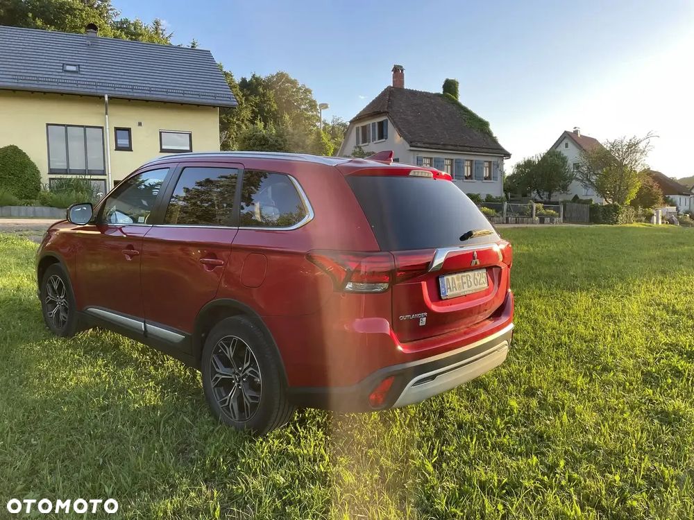 Mitsubishi Outlander 2.0 Intense + 4WD CVT - 3