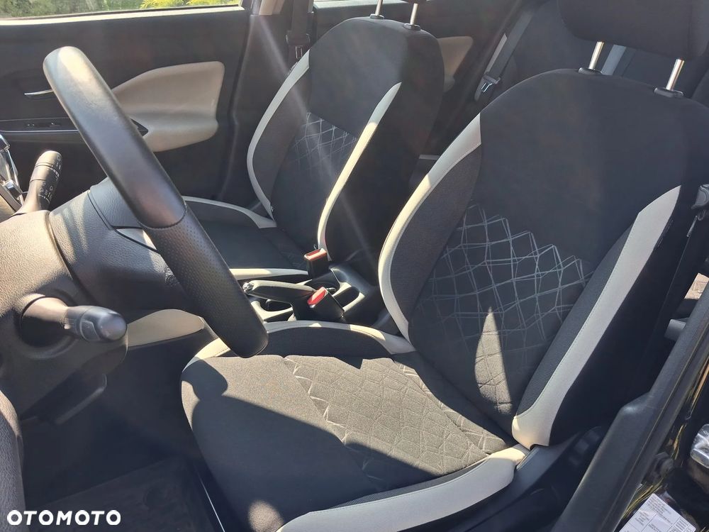 Nissan Micra 1.0 Acenta - 17