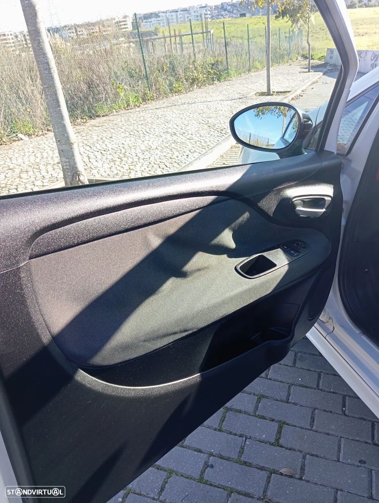 Fiat Punto Evo 1.4 M-Air Racing - 7