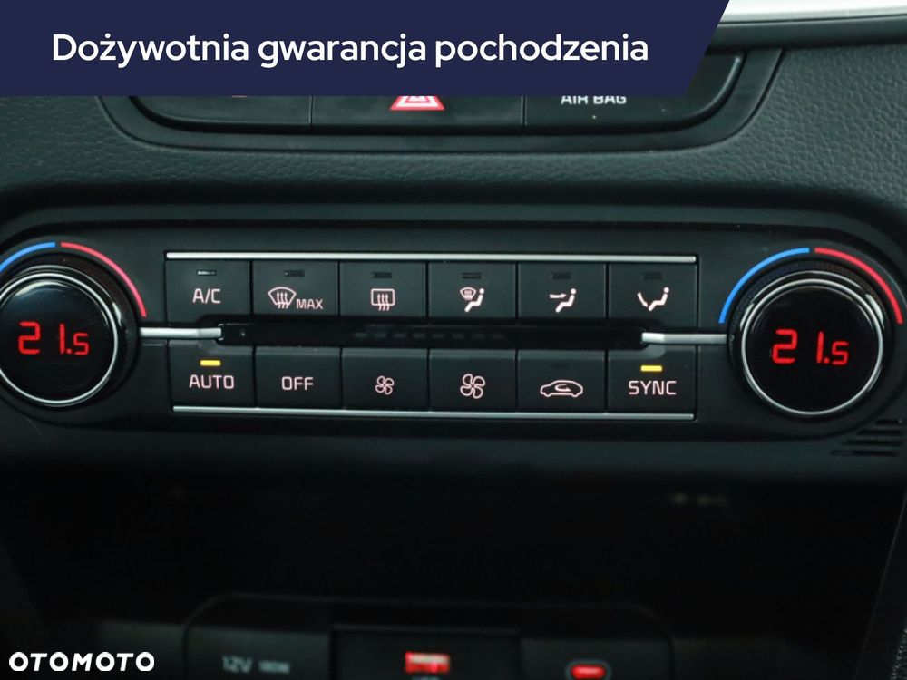 Kia Ceed - 13