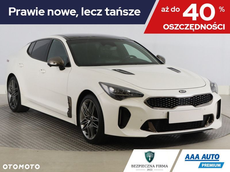 Kia Stinger - 2