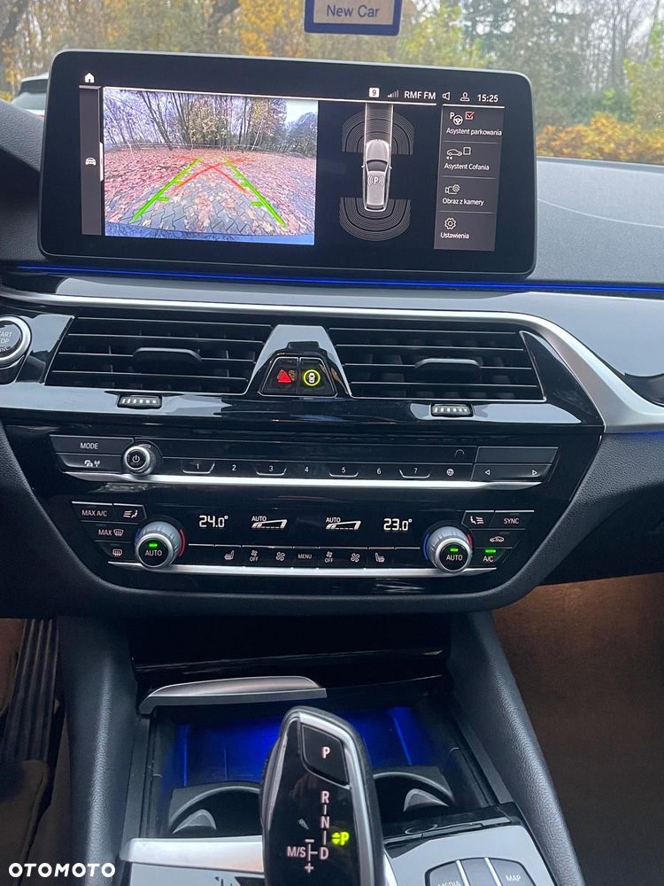 BMW Seria 5 520d Sport - 39