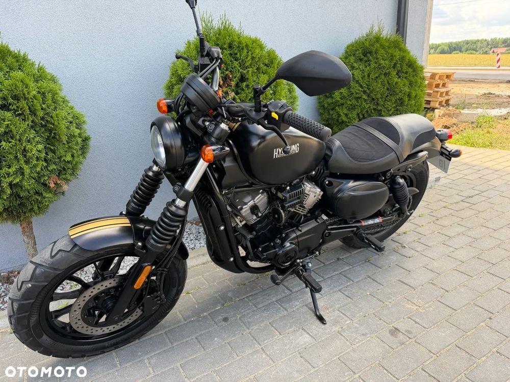 Hyosung GV - 9