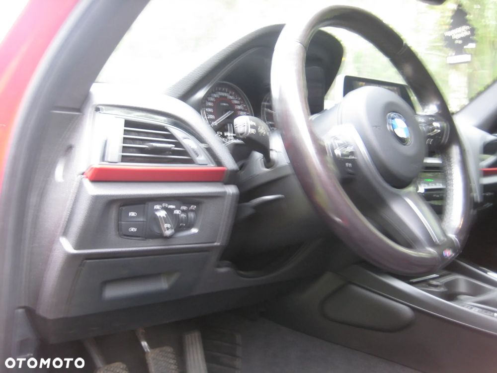 BMW Seria 1 116d Sport Line - 17