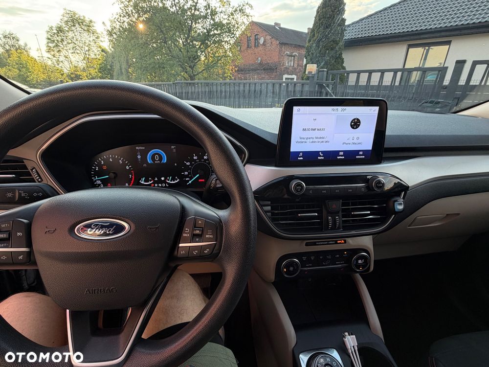 Ford Escape - 9