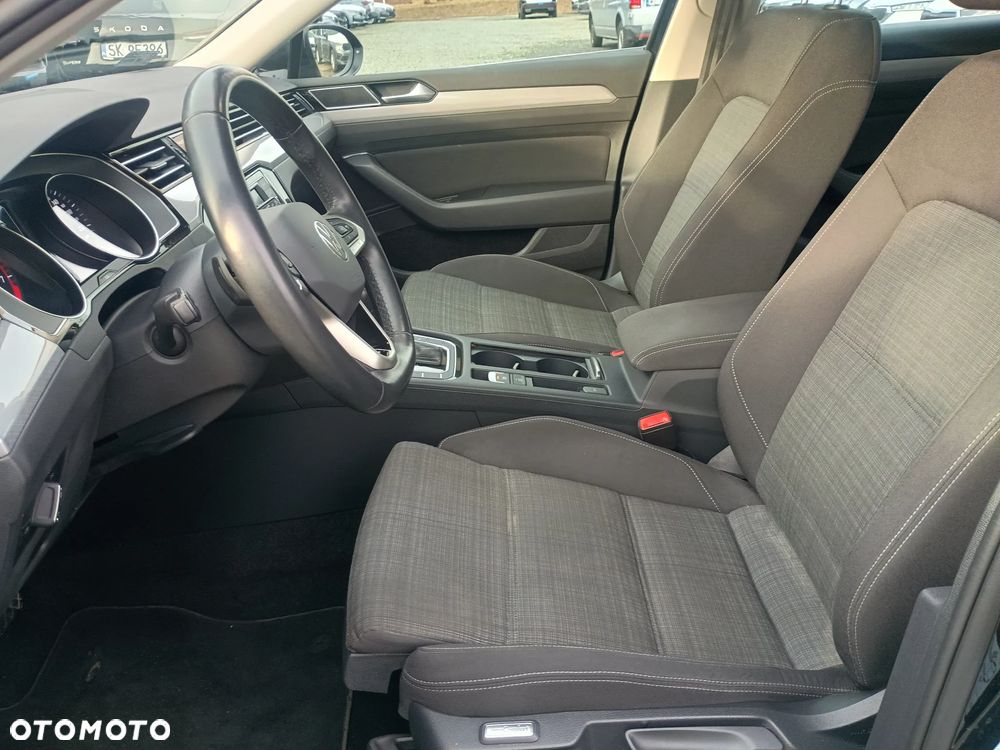 Volkswagen Passat 1.5 TSI EVO Business - 19