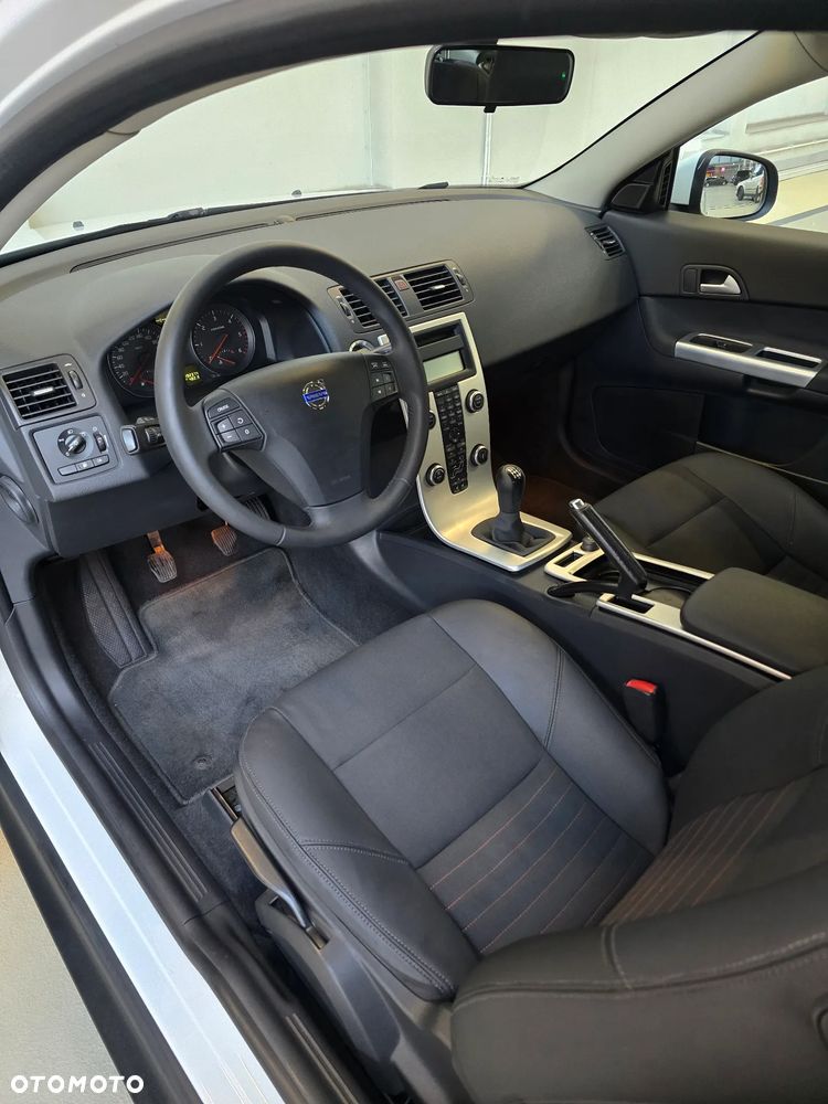 Volvo C30 1.6D DRIVe Momentum - 13