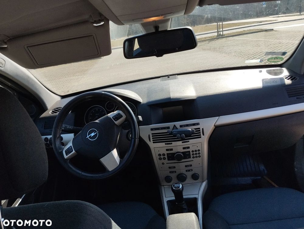 Opel Astra 1.6 Cosmo - 11