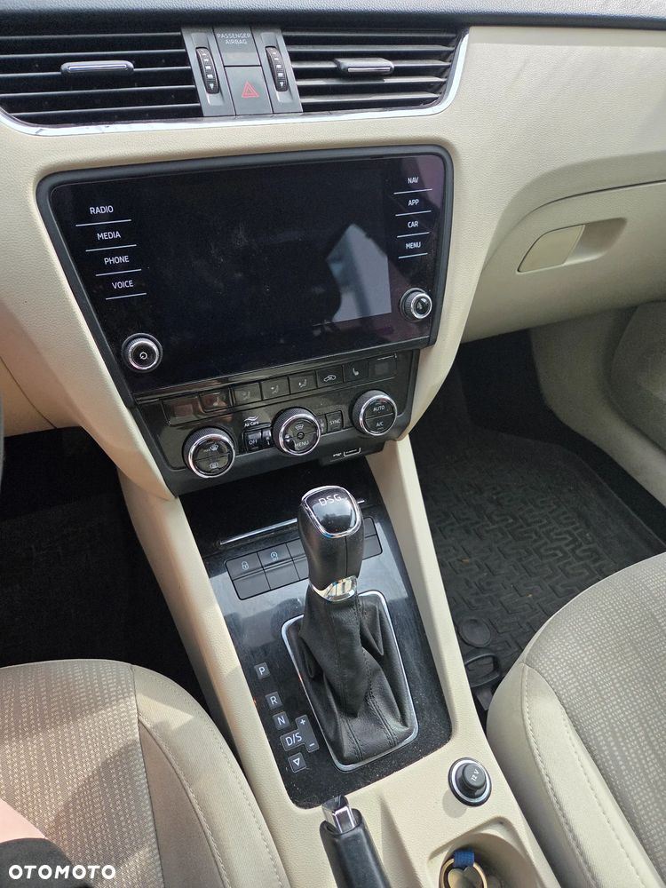 Skoda Octavia 1.8 TSI Style DSG - 16
