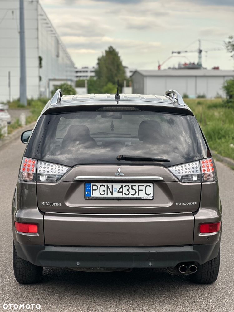 Mitsubishi Outlander 2.0 DID Intense + SE - 5