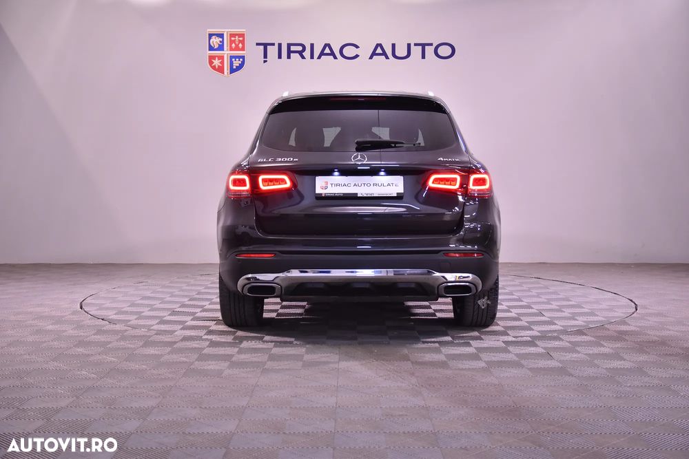 Mercedes-Benz GLC 300 e 4Matic 9G-TRONIC - 4