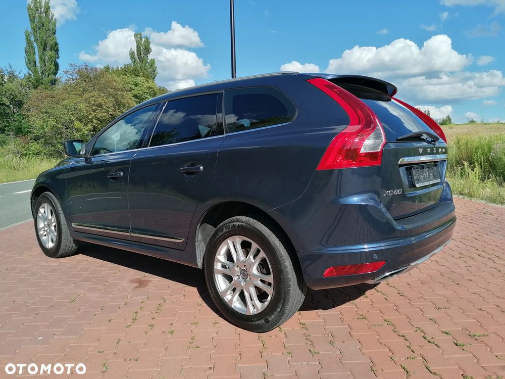 Volvo XC 60 D5 AWD Summum - 10