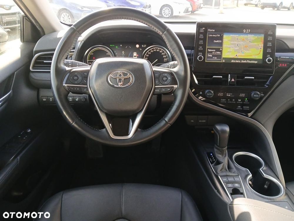 Toyota Camry 2.5 Hybrid Executive CVT - 13