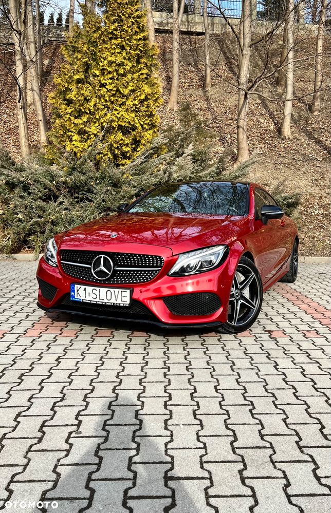 Mercedes-Benz Klasa C 300 9G-TRONIC - 2