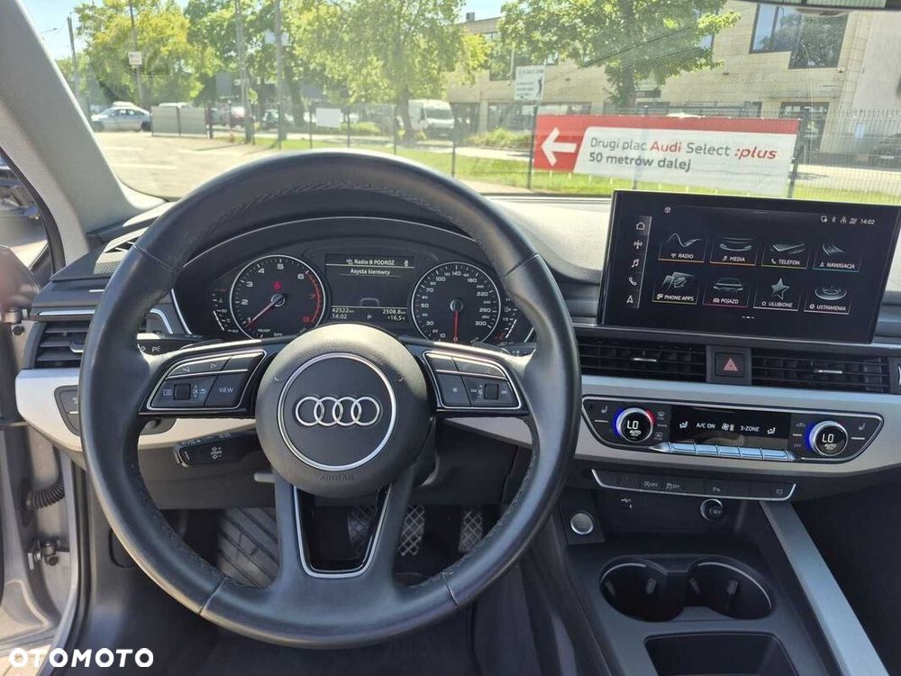 Audi A4 Limousine - 17