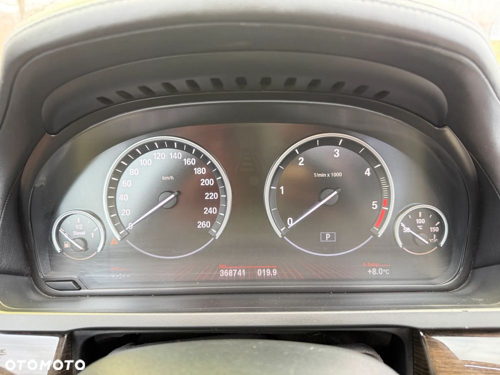 BMW Seria 7 730d - 26