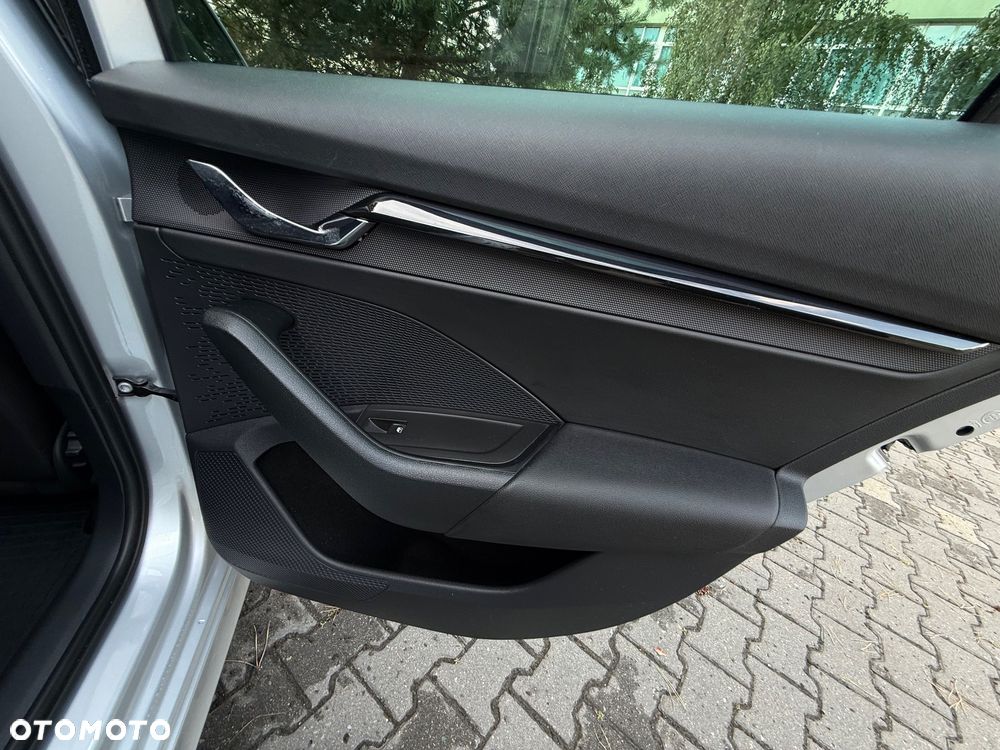 Skoda Octavia 1.5 TSI ACT Ambition - 11