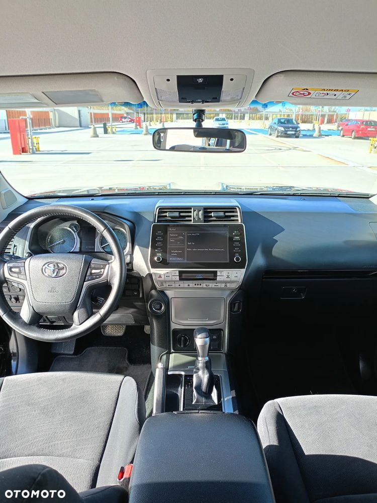 Toyota Land Cruiser LC 2.8 D-4D Prado - 2