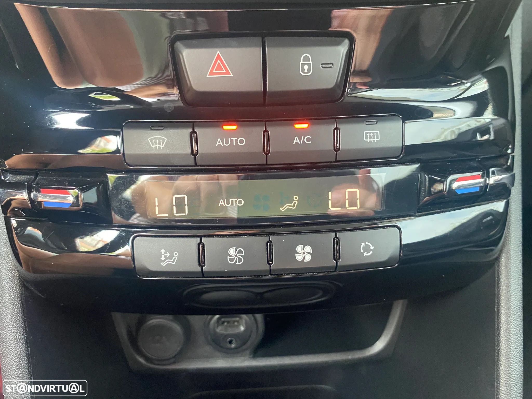 Peugeot 208 1.2 PureTech GT Line - 32