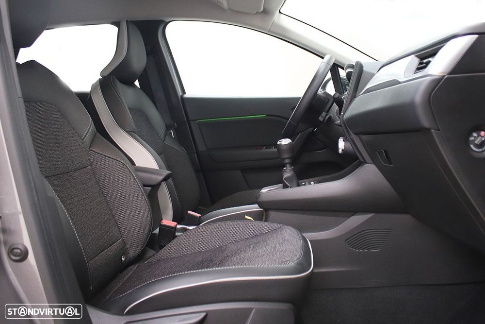 Renault Captur 1.0 TCe Techno Bi-Fuel - 21