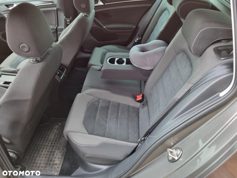Volkswagen Golf 1.6 TDI BMT Highline - 10