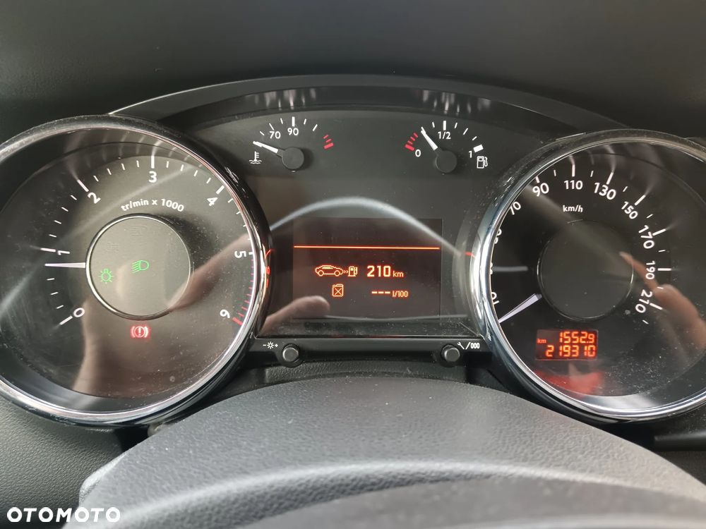 Peugeot 3008 2.0 HDi Premium - 2