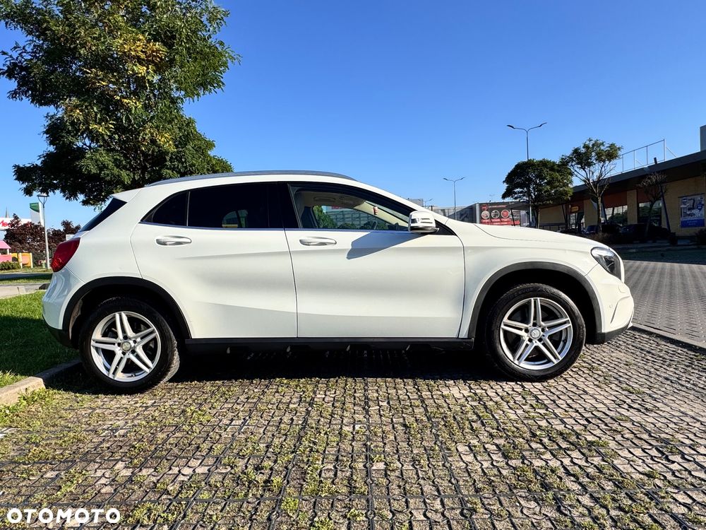 Mercedes-Benz GLA 2016
