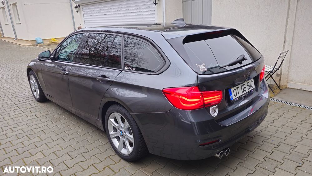 BMW Seria 3 320d xDrive Aut. - 11