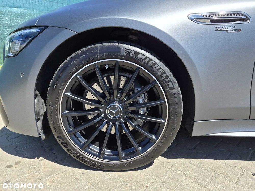 Mercedes-Benz AMG GT 43 4-Matic+ - 10