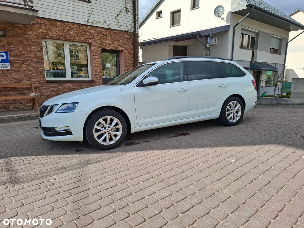 Skoda Octavia 1.6 TDI Premium Edition - 7