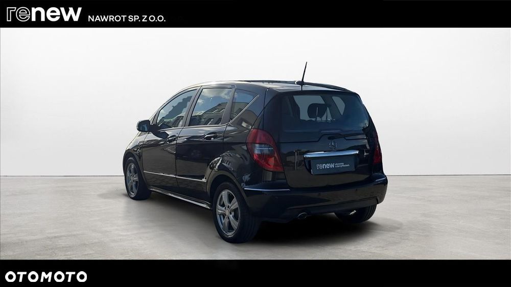 Mercedes-Benz A-Class 2011 photo 3