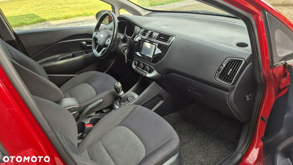 Kia Rio 1.4 crdi Business Line - 13