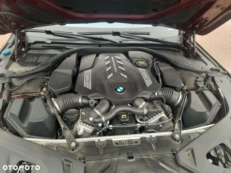 BMW Seria 8 - 13