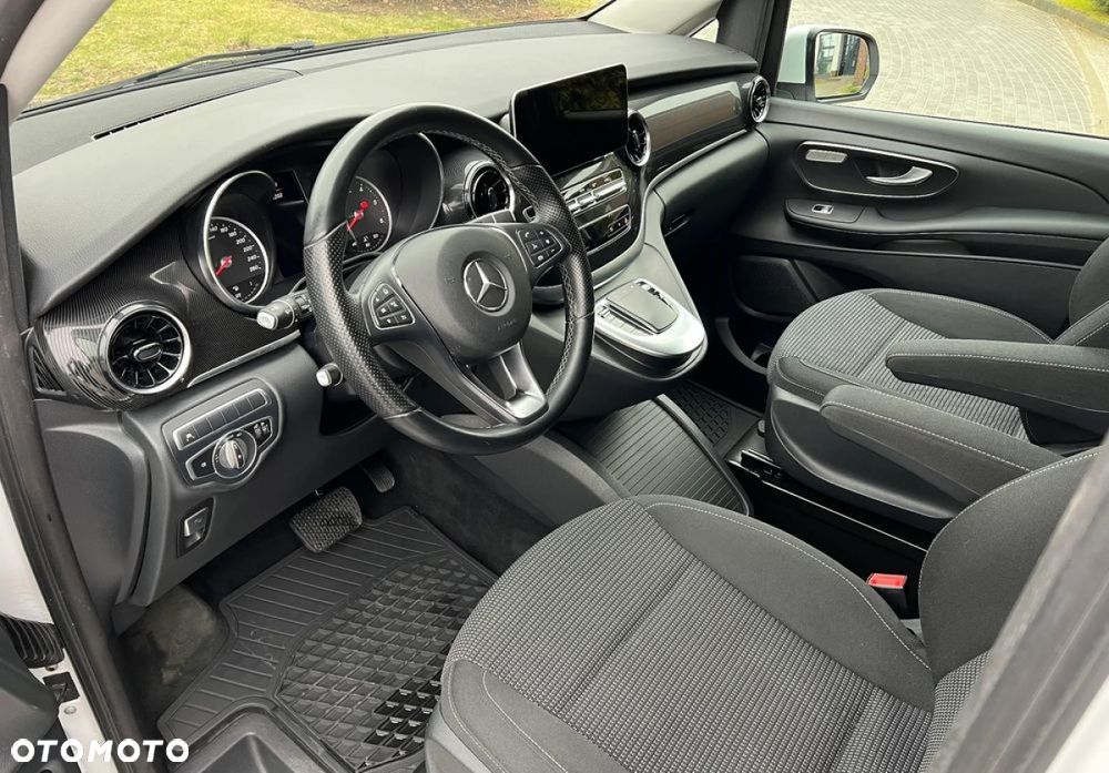 Mercedes-Benz Klasa V 220 d kompakt 9G-TRONIC Edition - 27