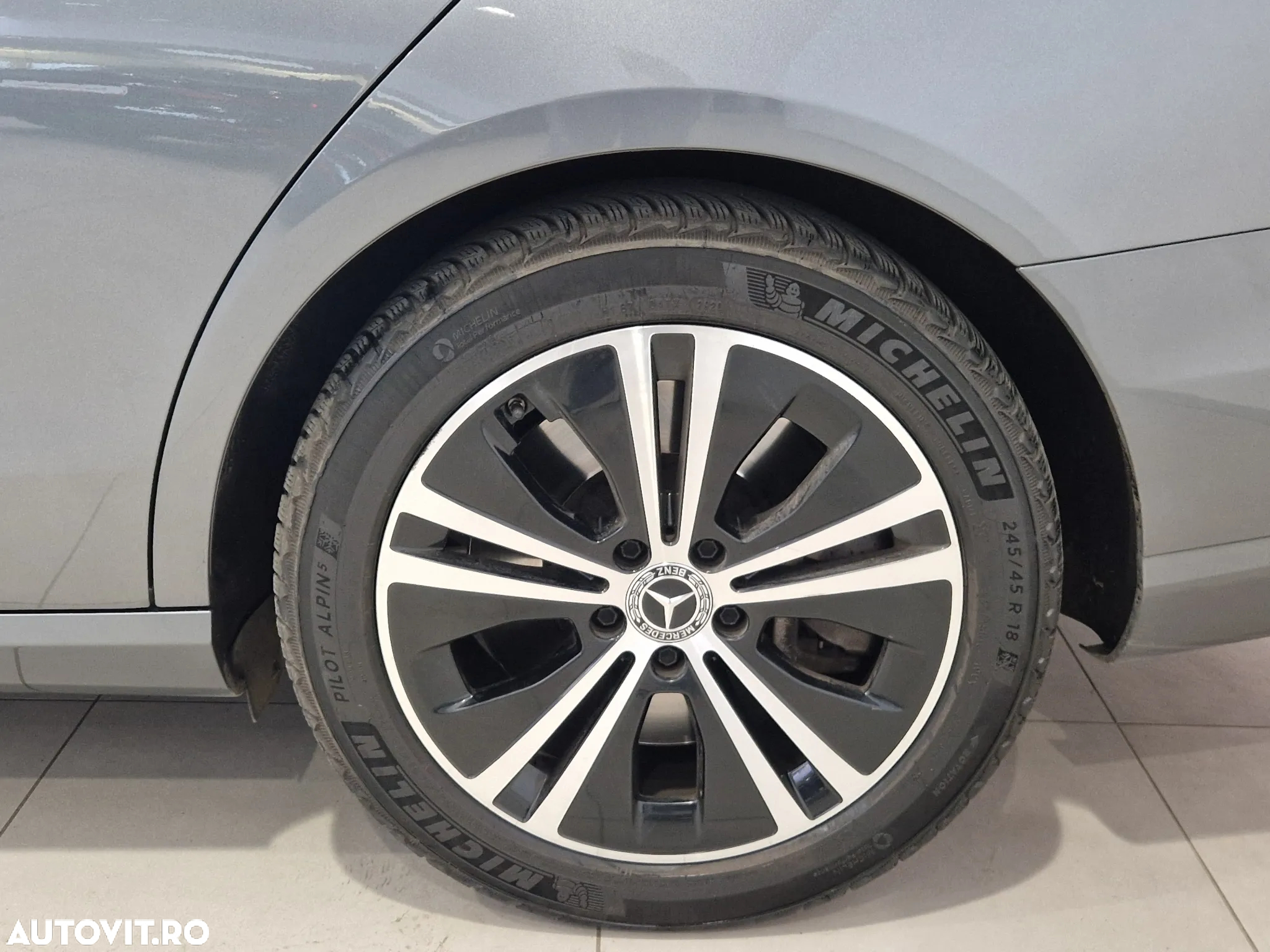 Mercedes-Benz E 450 4MATIC Aut. - 10
