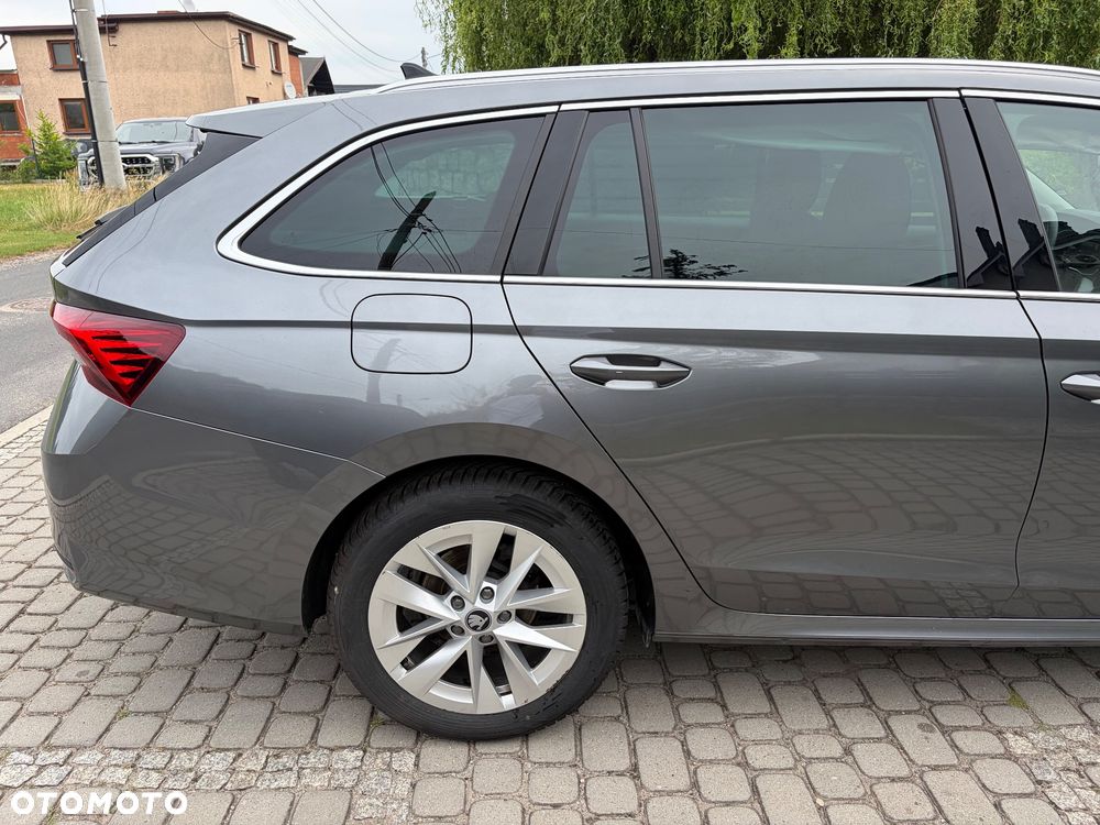 Skoda Octavia 2.0 TDI Drive Selection DSG - 13