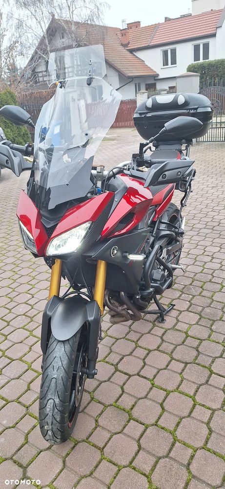 Yamaha MT - 8
