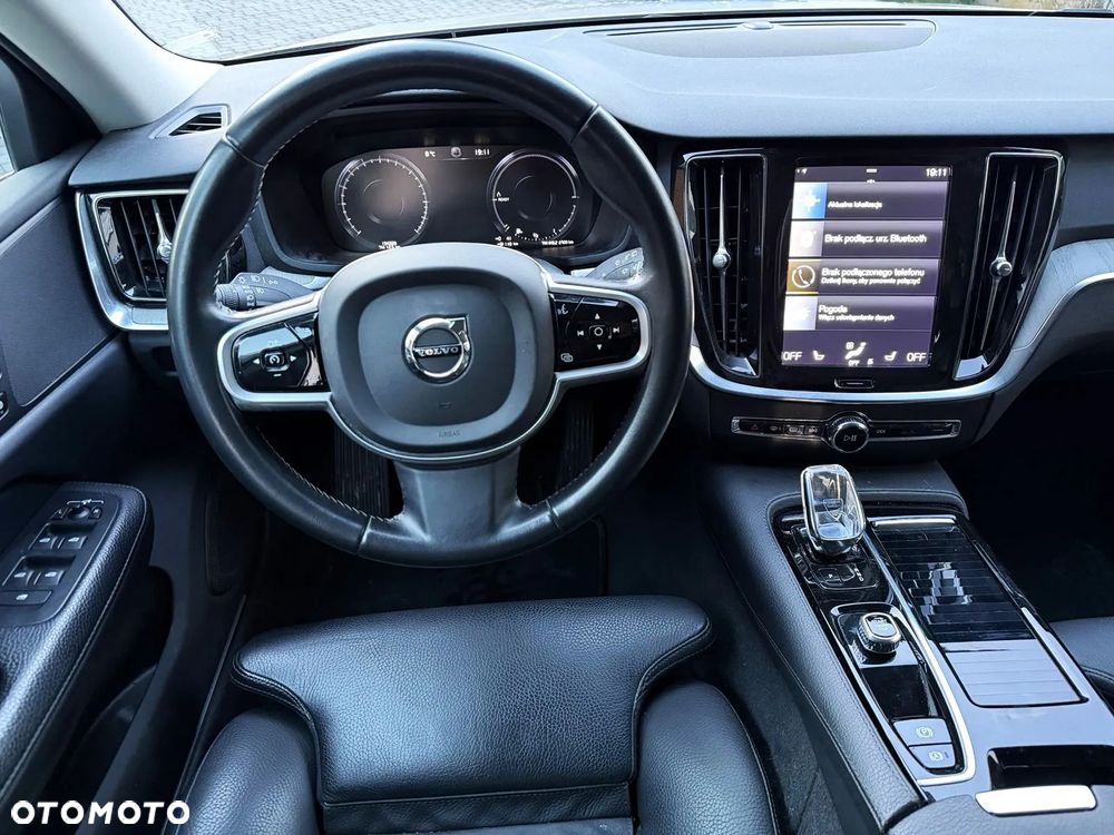 Volvo V60 T6 AWD Plug-In Hybrid Ultra Bright - 9