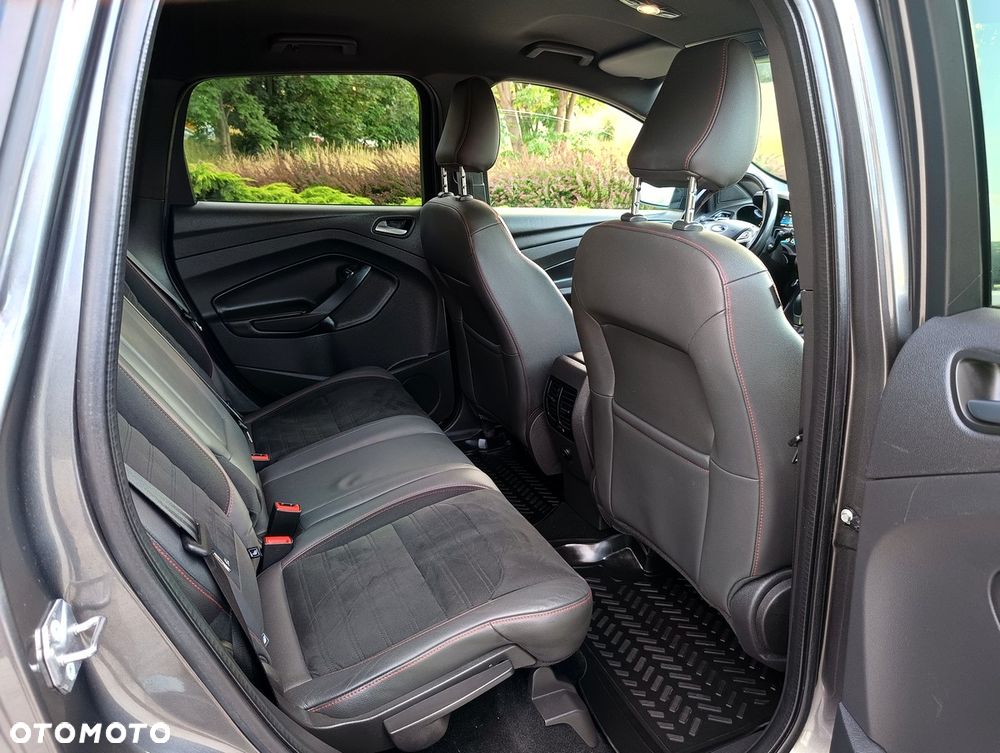 Ford Kuga 1.5 EcoBoost 4x4 ST-Line - 17