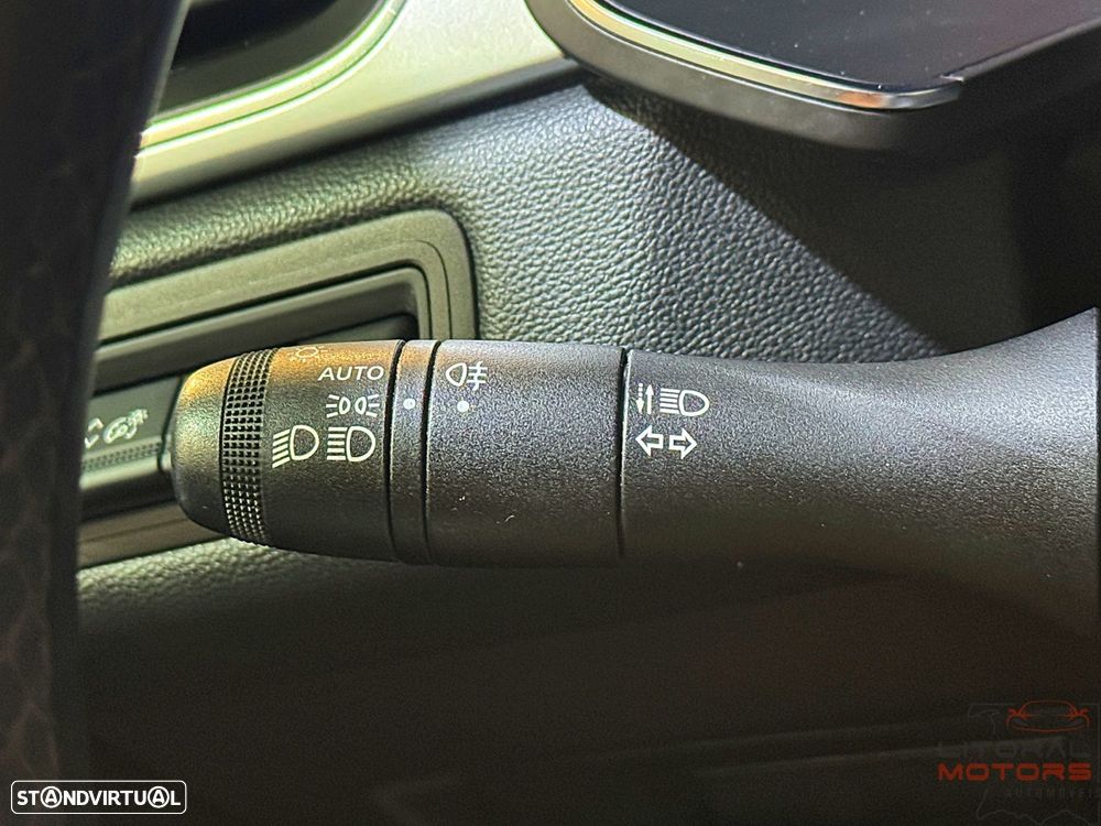 Renault Captur 1.0 TCe Intens - 23