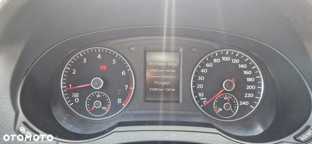 Volkswagen Sharan 1.4 TSI BMT Comfortline - 26