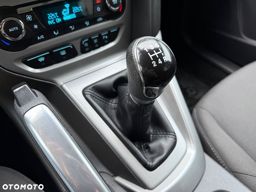 Ford Focus 1.0 EcoBoost Start-Stopp-System Champions Edition - 11