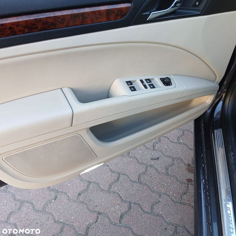 Skoda Superb 2.0 TDI Elegance - 9