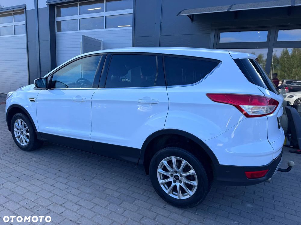 Ford Kuga 2.0 TDCi 2x4 Trend - 11
