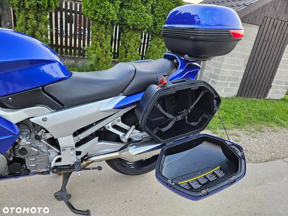 Yamaha FJR - 21